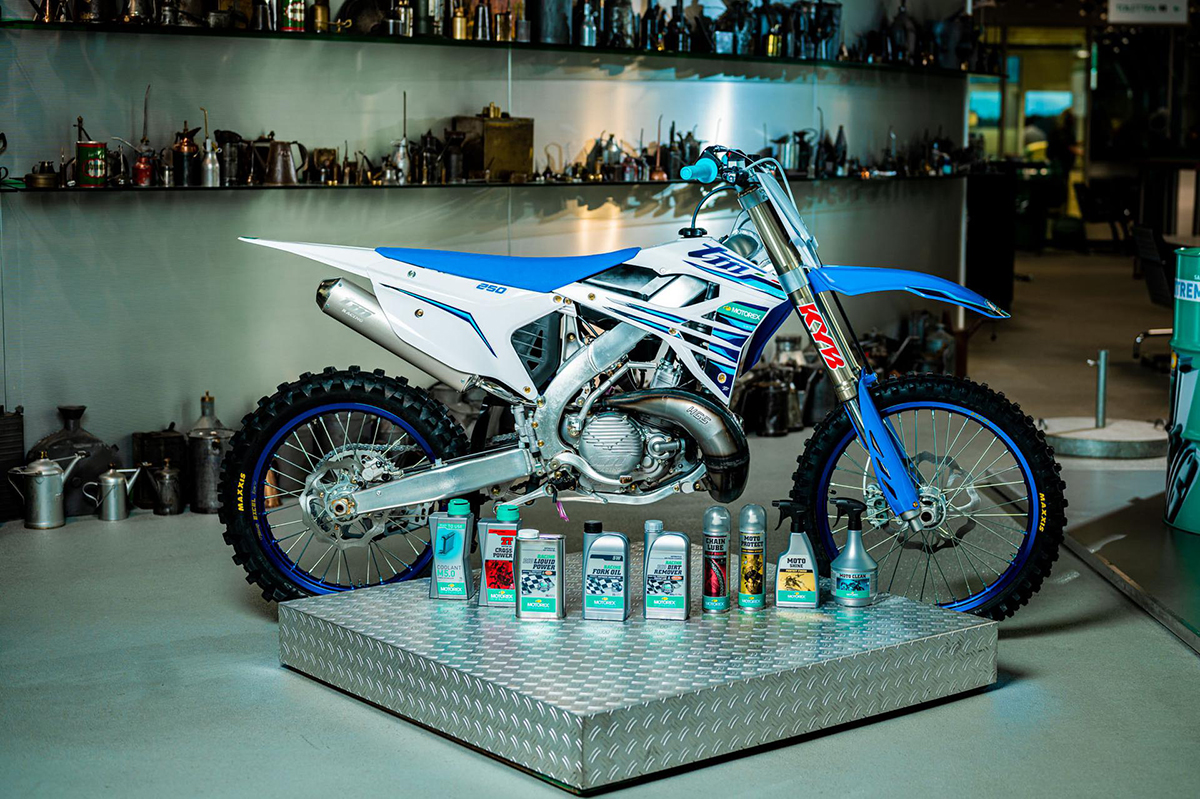 300V 4T 15W50 Bike Engine Oil